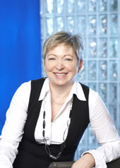 Wendy Archambault加拿大利文斯顿国际公司海关经纪高级副总裁澳门金博宝188官方网站域名